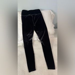 BEYOND YOGA Velvet Motion High Waisted Legging